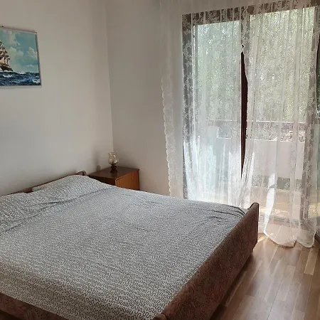 Aenona Sunny Apartment