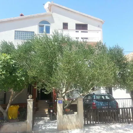 Aenona Sunny Apartment *