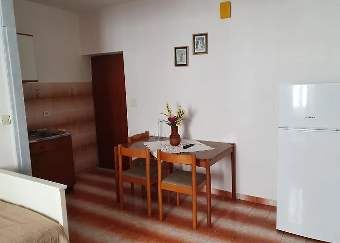 Aenona Sunny Apartment *